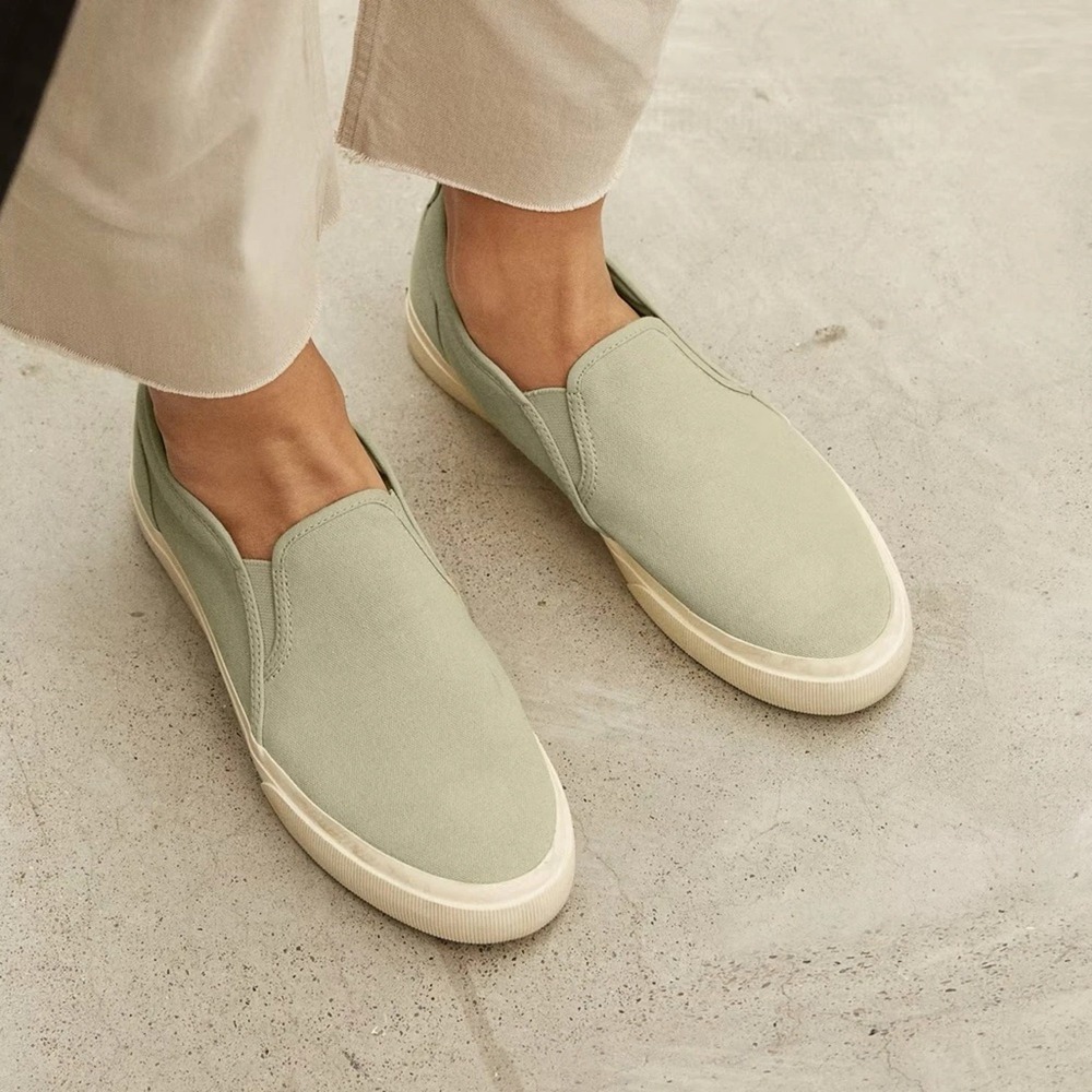 Everlane The Forever Slip-On Sneaker Shoes Eucalyptus Size Men's 7.5 /Women's 9